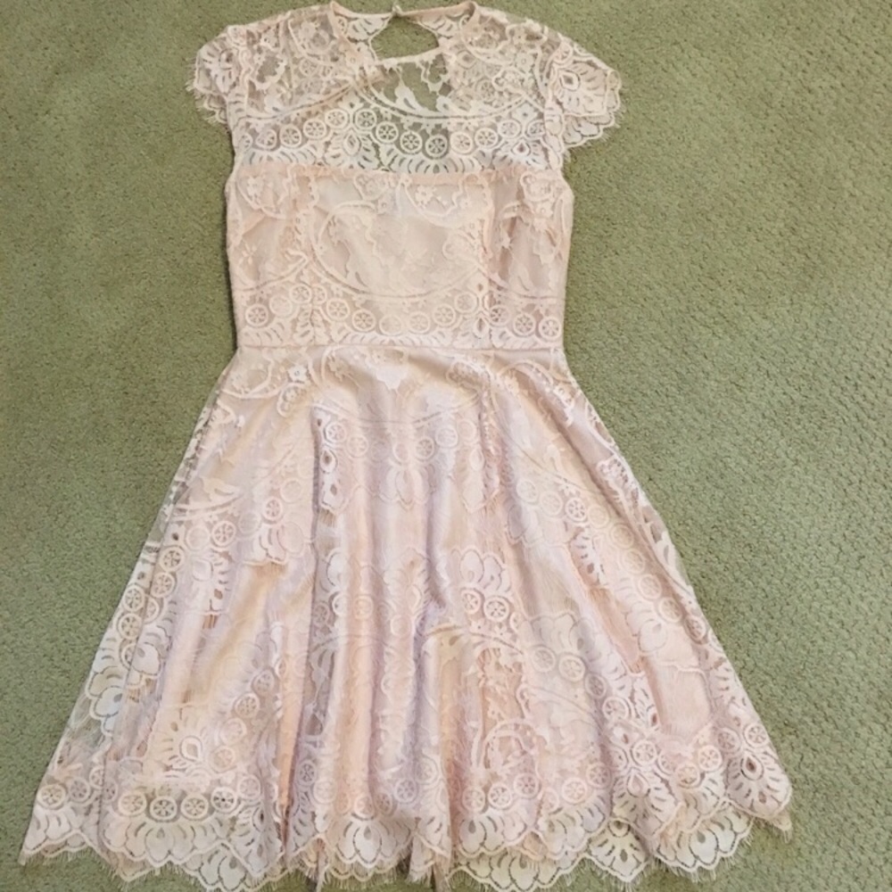BB Dakota Rihanna pink lace cocktail dress